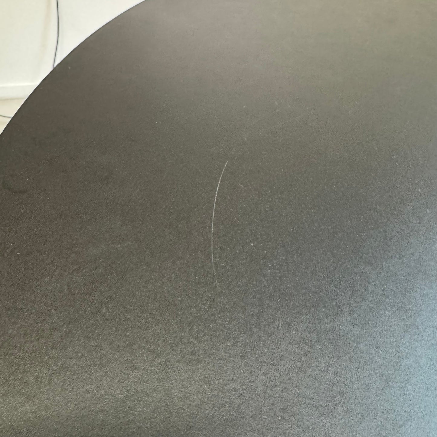 HAY konferansebord i svart, Ø128 cm