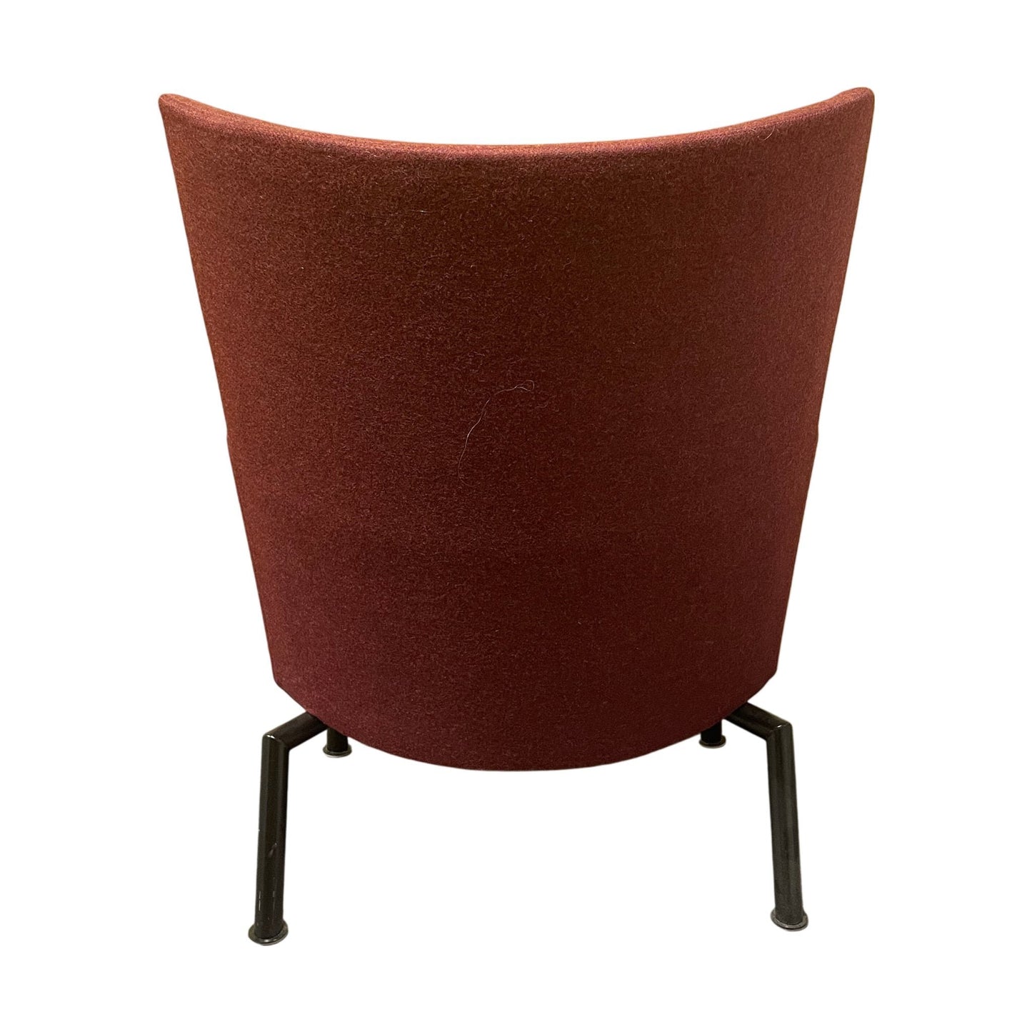 Invito lenestol fra Skandiform, rød