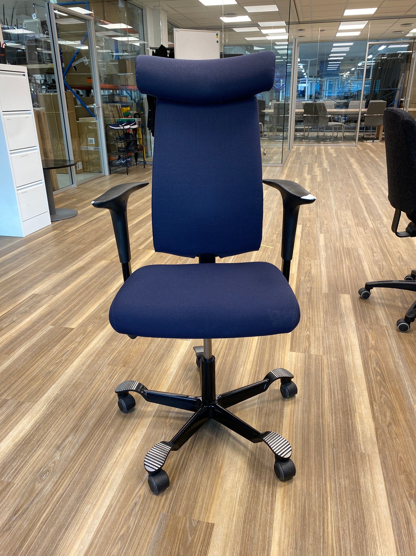 (160cm) Elektrisk hev/senk med magebue