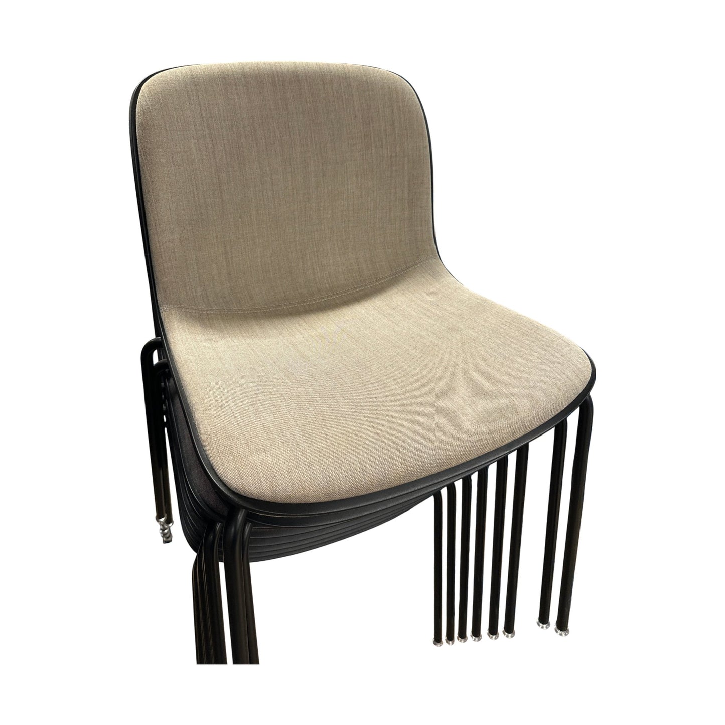 Møtestol Tray fra Magis i beige, stablebar