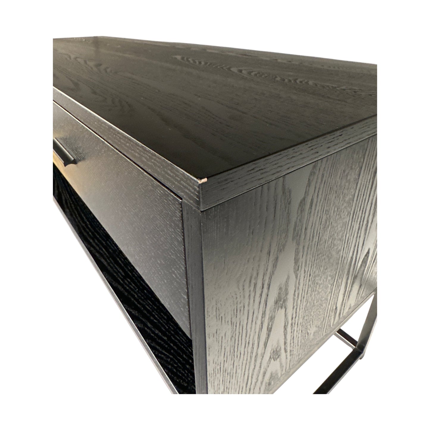 Udine TV-benk fra A-Møbler, sortlakkert m/underhyller