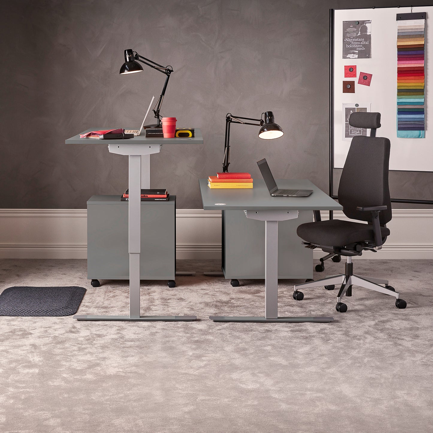 Skuffeseksjon FLEXUS, med hjul, 3 skuffer, grå fra AJ Produkter