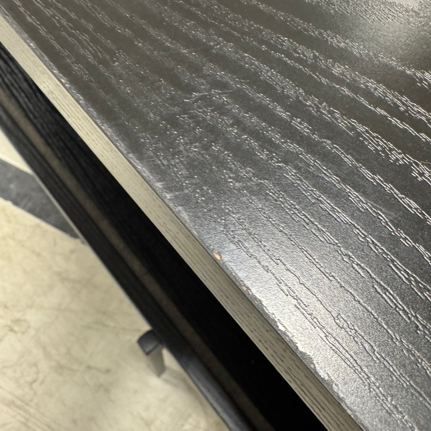 Angus TV-benk fra A-Møbler, sort ask