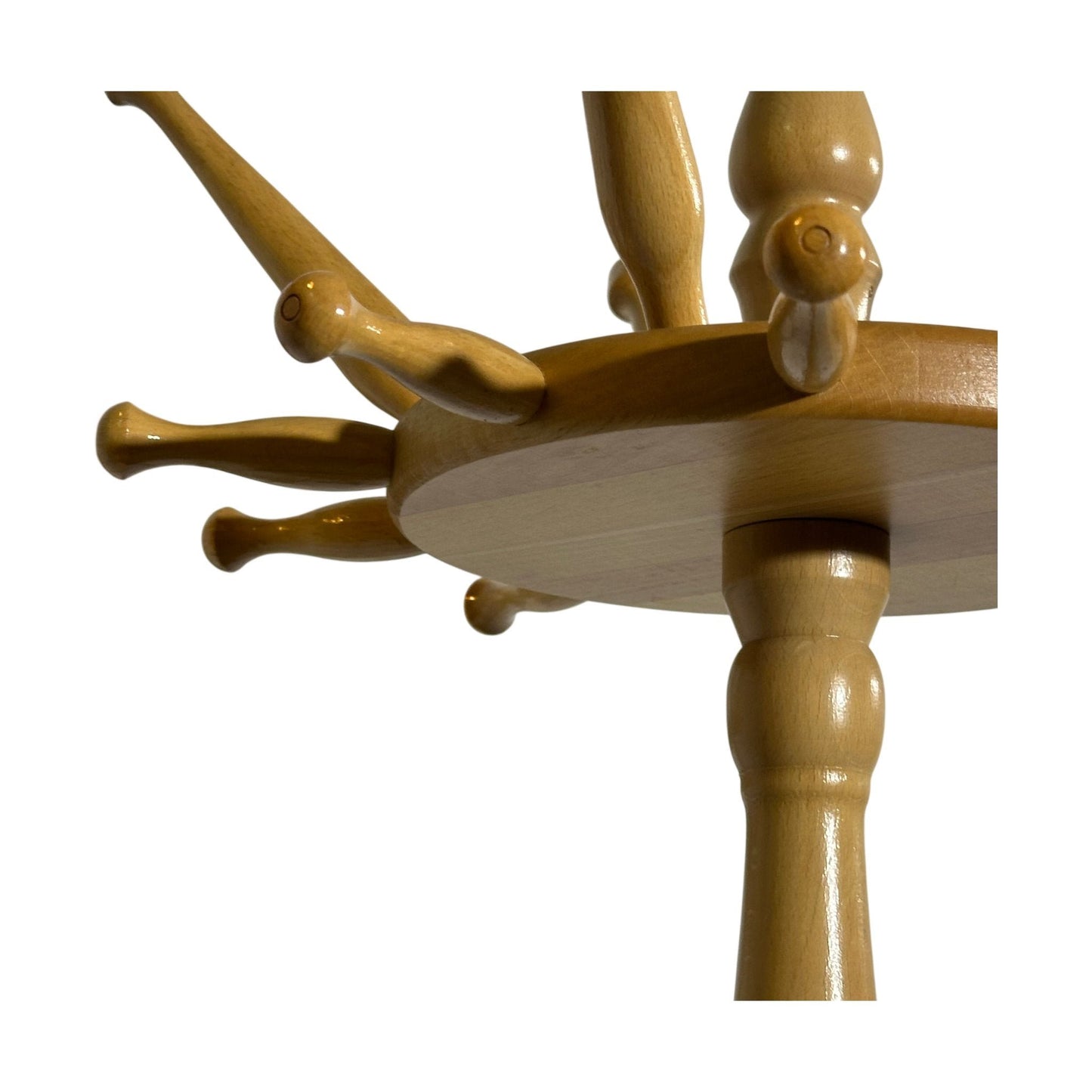 Retro stumtjener i tre, trefarget, 180 cm