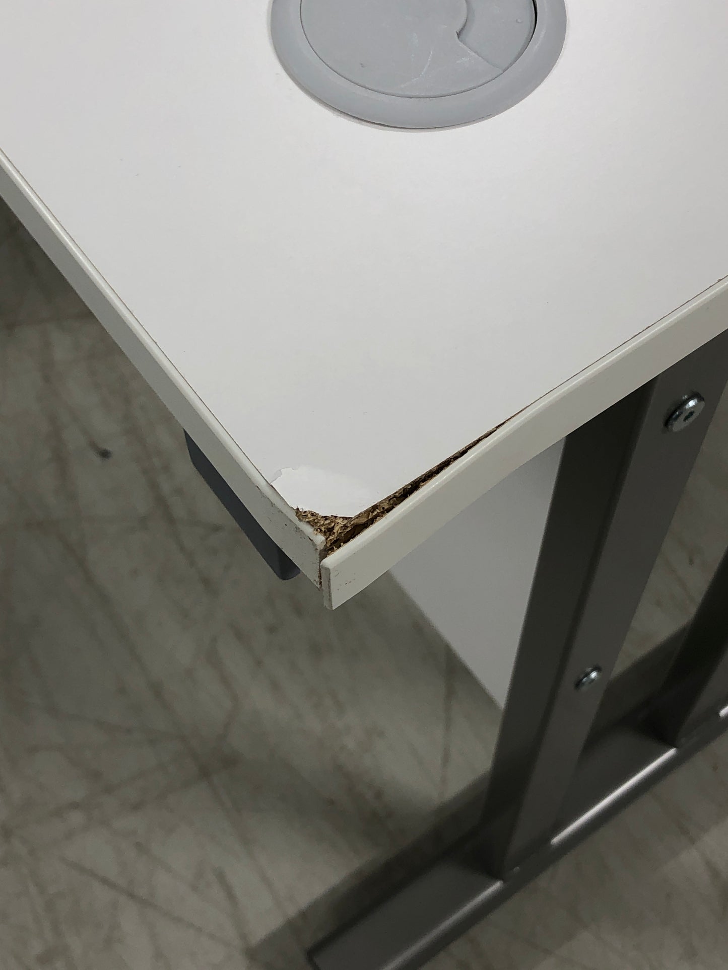 Skrivebord FLEXUS Innsynsskjerming, L1600 B800 H720 mm, hvit