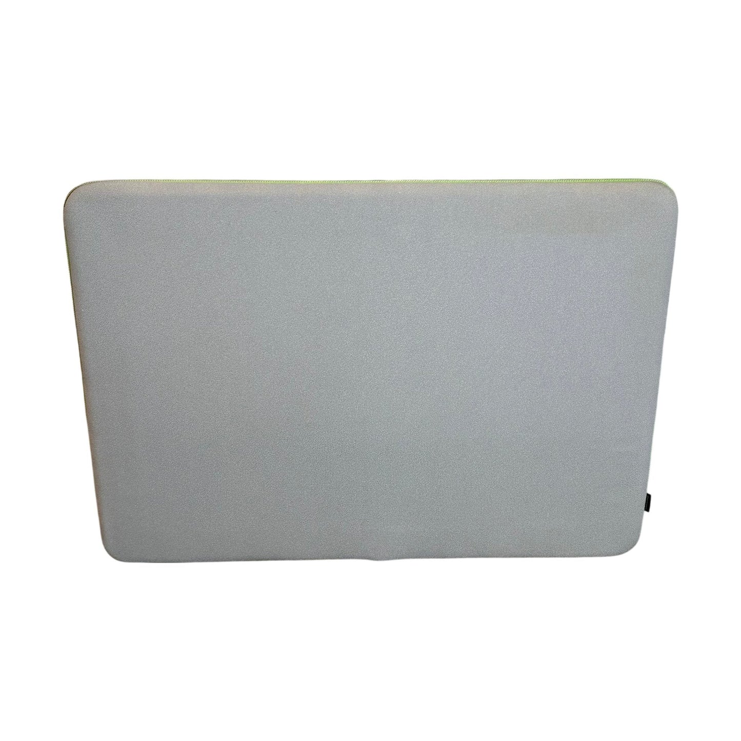 Bordvegg fra Götessons, 90x68 cm, grå med grønn glidelås