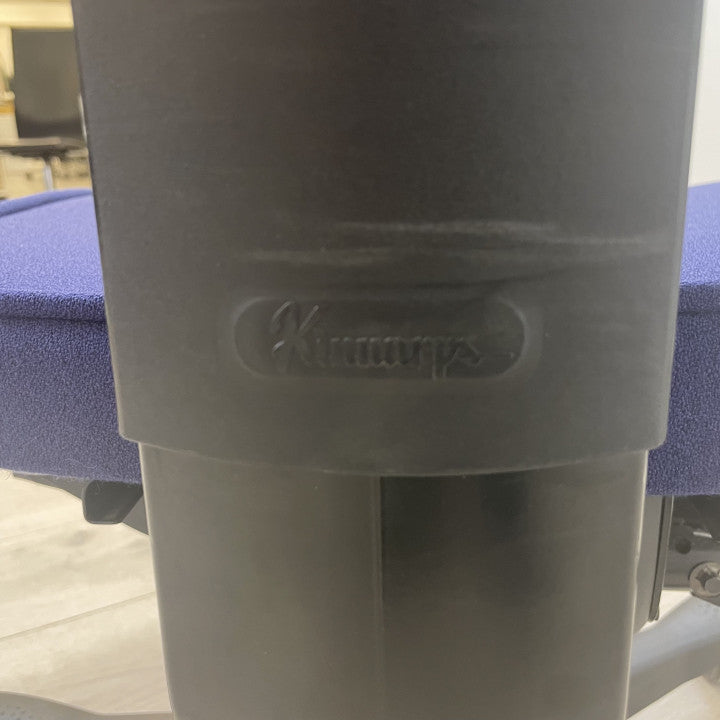 Nyrenset | Kinnarps 6000 FreeFloat ergonomisk kontorstol med blå Gaja trekk av ull