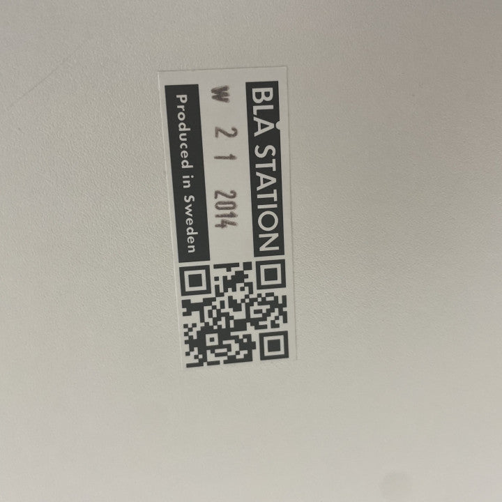 Blå Station Klappbord med hvit bordplate og krom understell