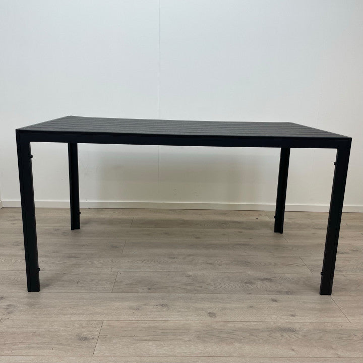 Jysk helsort hagebord i minimalistisk design