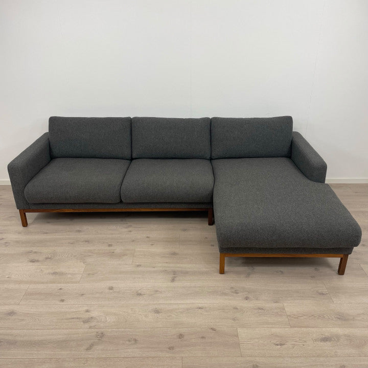 Nyrenset | Bolia North 3-seter sjeselongsofa i ullstoff