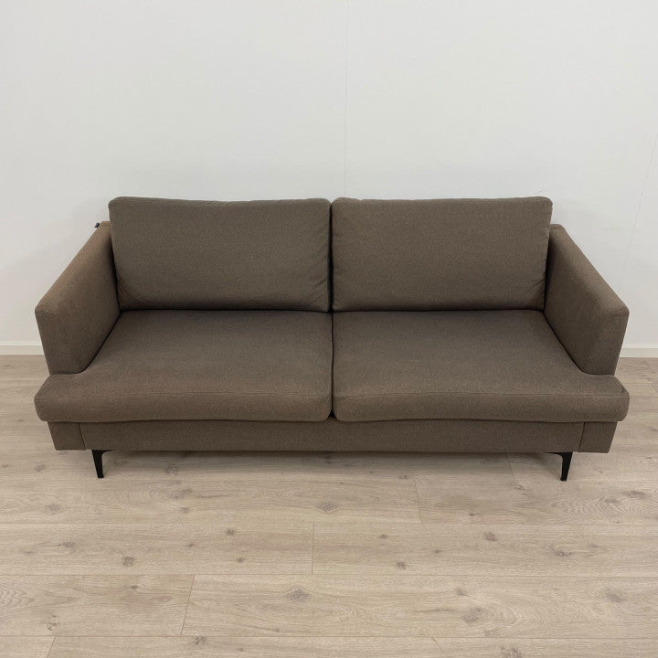 Nyrenset | Hjellegjerde 2.5-seter sofa