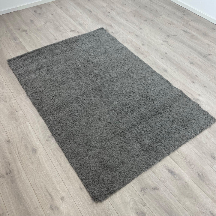 Grått Lindø Victoria gulvteppe