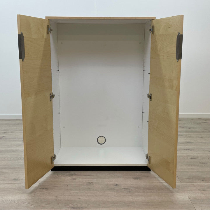 Arkivskap i lys trefarge