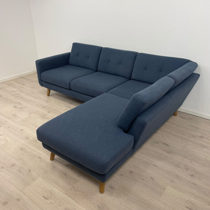 Nyrenset | Blå Conrad hjørnesofa fra Sofacompany