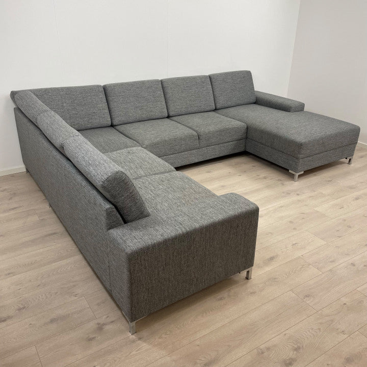 Nyrenset | Grå Hjellegjerde Edge u-sofa med sjeselong