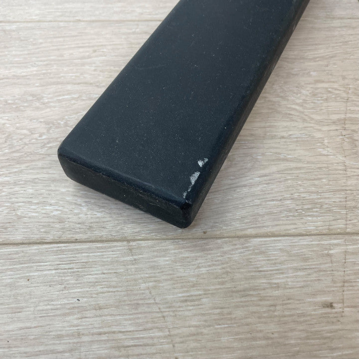 Elektrisk hev/senk skrivebord med sort understell