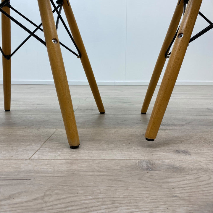 Hvit spisestol/kjøkkenstol i moderne design