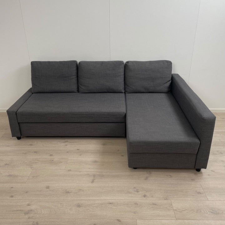 Nyrenset | Grå vendbar IKEA Friheten sovesofa med sjeselong