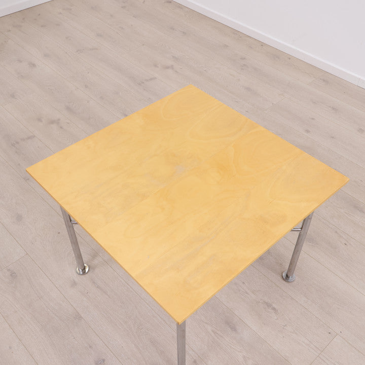 Lite og kompakt ForaForm bord