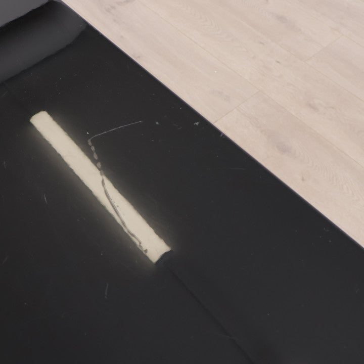 Sort konsollbord med glanset finish