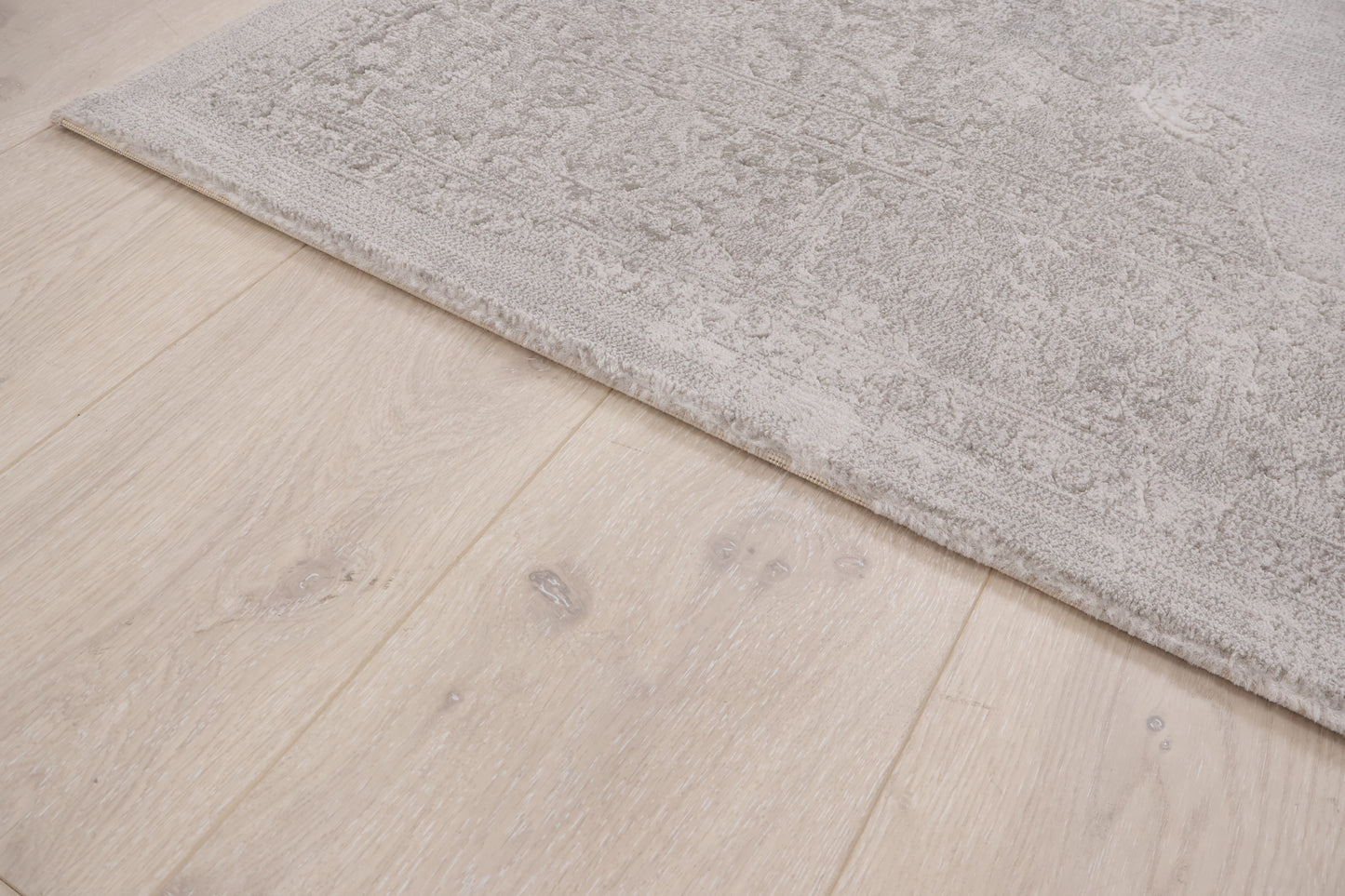 Nyrenset | Lyst orientalsk gulvteppe