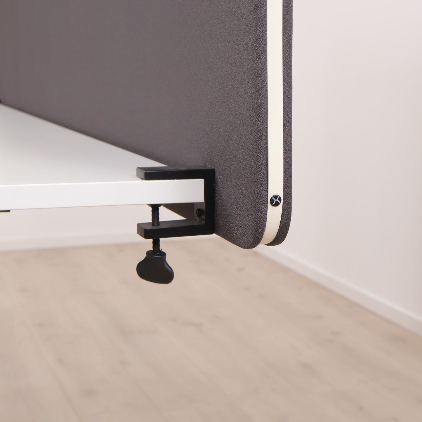 Lydisolerende bordskillevegg, 180x70 cm