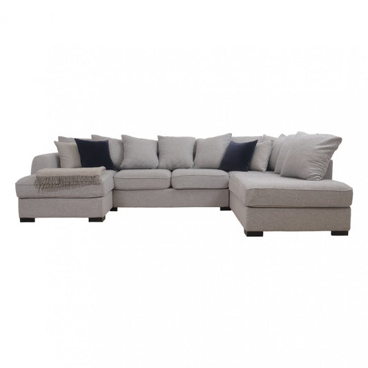 Nyrenset | Romslig lys grå u-sofa med sjeselong