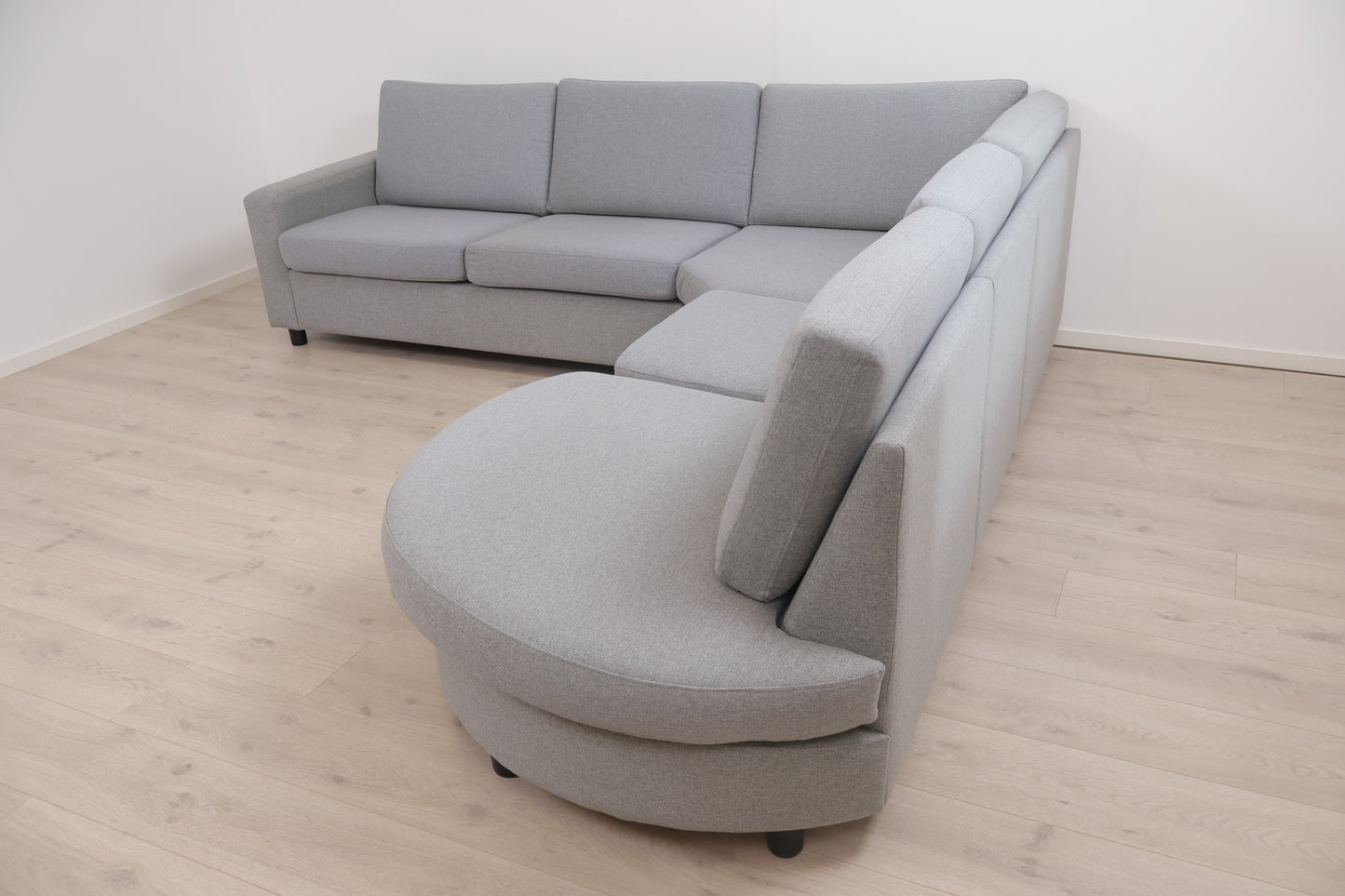Nyrenset | Lys grå London Symphony hjørnesofa