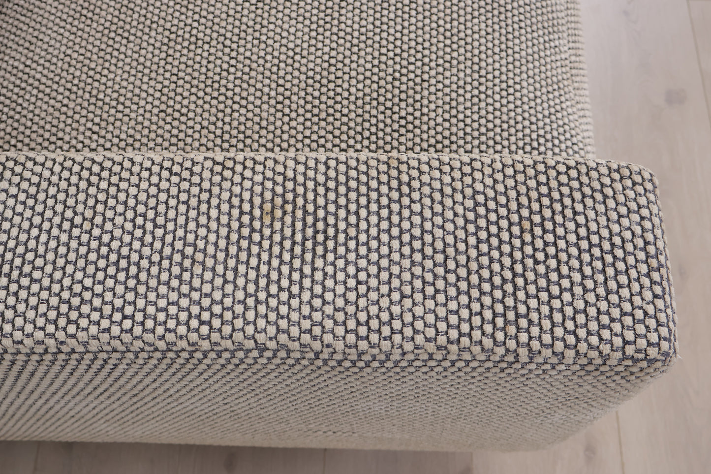 Nyrenset | Grå/beige Ihreborn 3-seter sofa