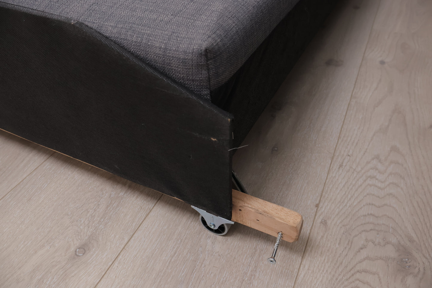 Nyrenset | Vendbar IKEA Friheten sovesofa med sjeselong og oppbevaring