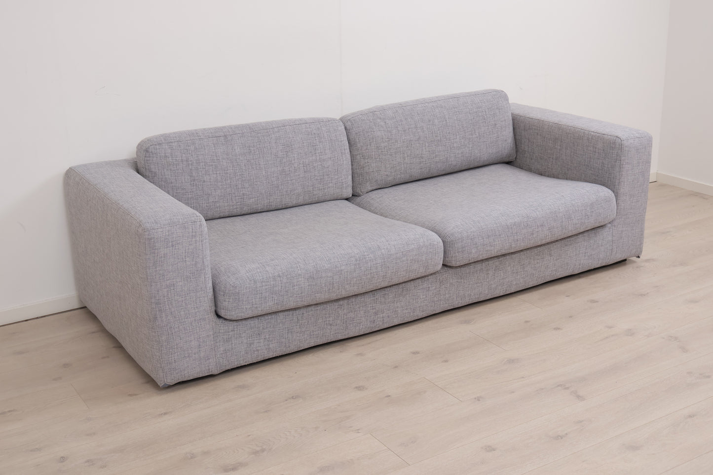 Nyrenset | Lys grå Bolia 3-seter sofa
