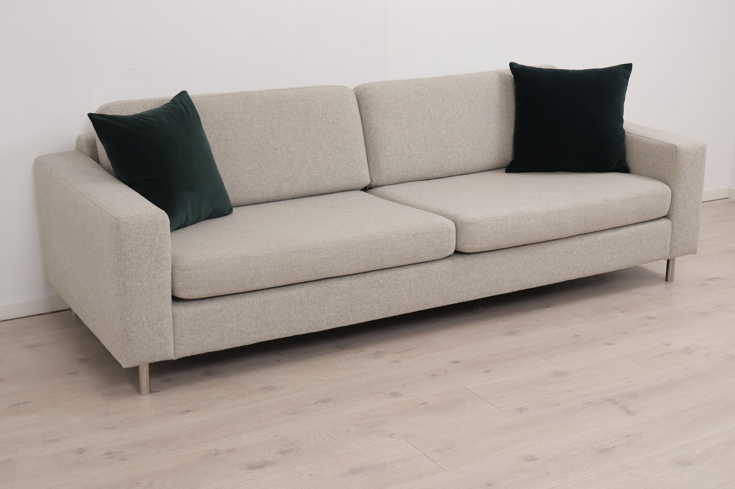 Nyrenset | Lys grå Bolia Scandinavia 3-seter sofa i ullstoff