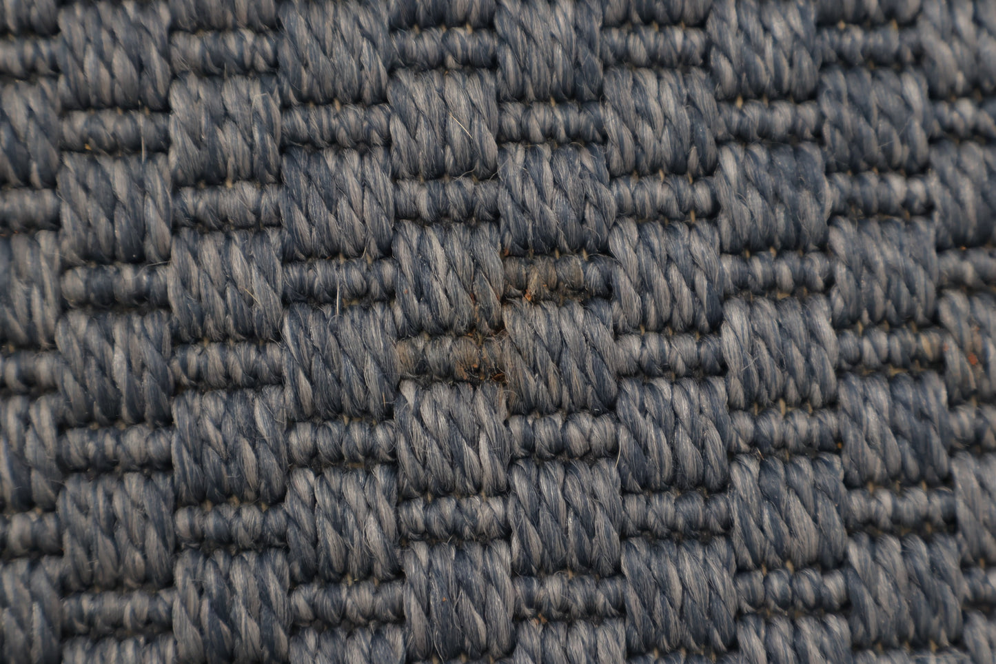 Stort mørk grått IKEA Modum gulvteppe