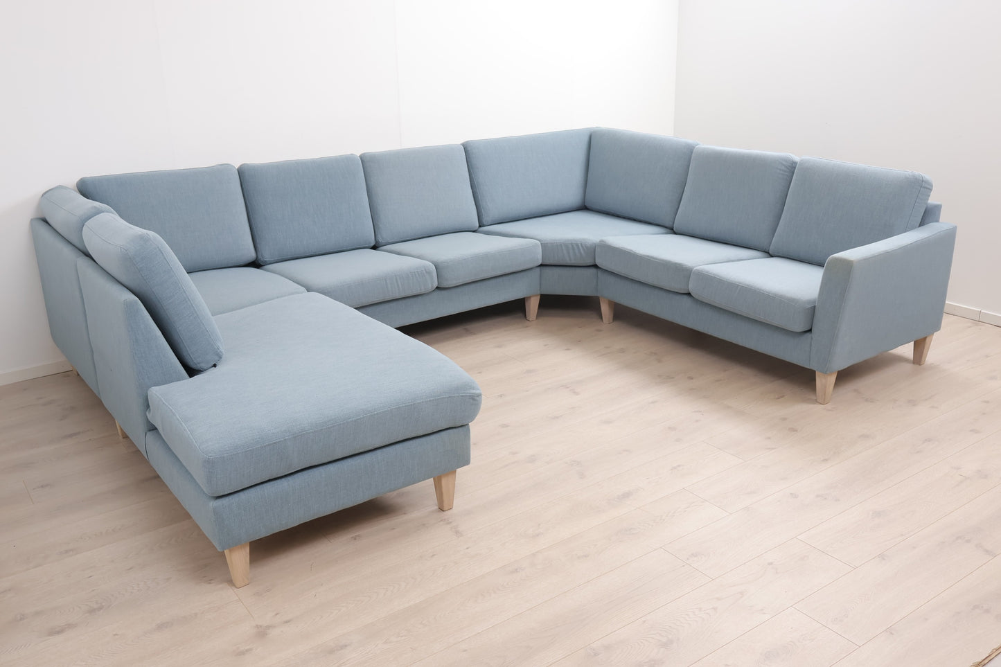 Nyrenset | Lys blå Passion u-sofa med sjeselong