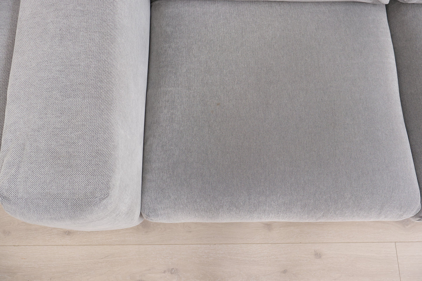 Nyrenset | Lys grå IKEA Nockeby 2-seter sofa