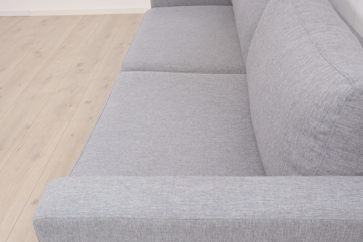Nyrenset | Lys grå Bohus Cruz 3-seter sofa