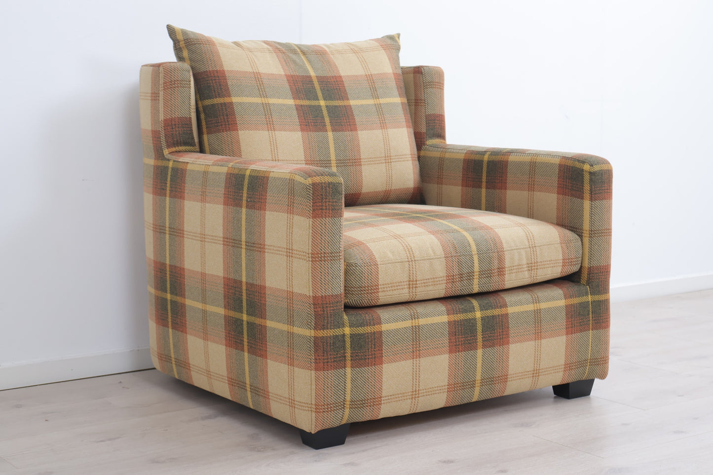 Ubrukt | Lenox lenestol fra SixBondStreet