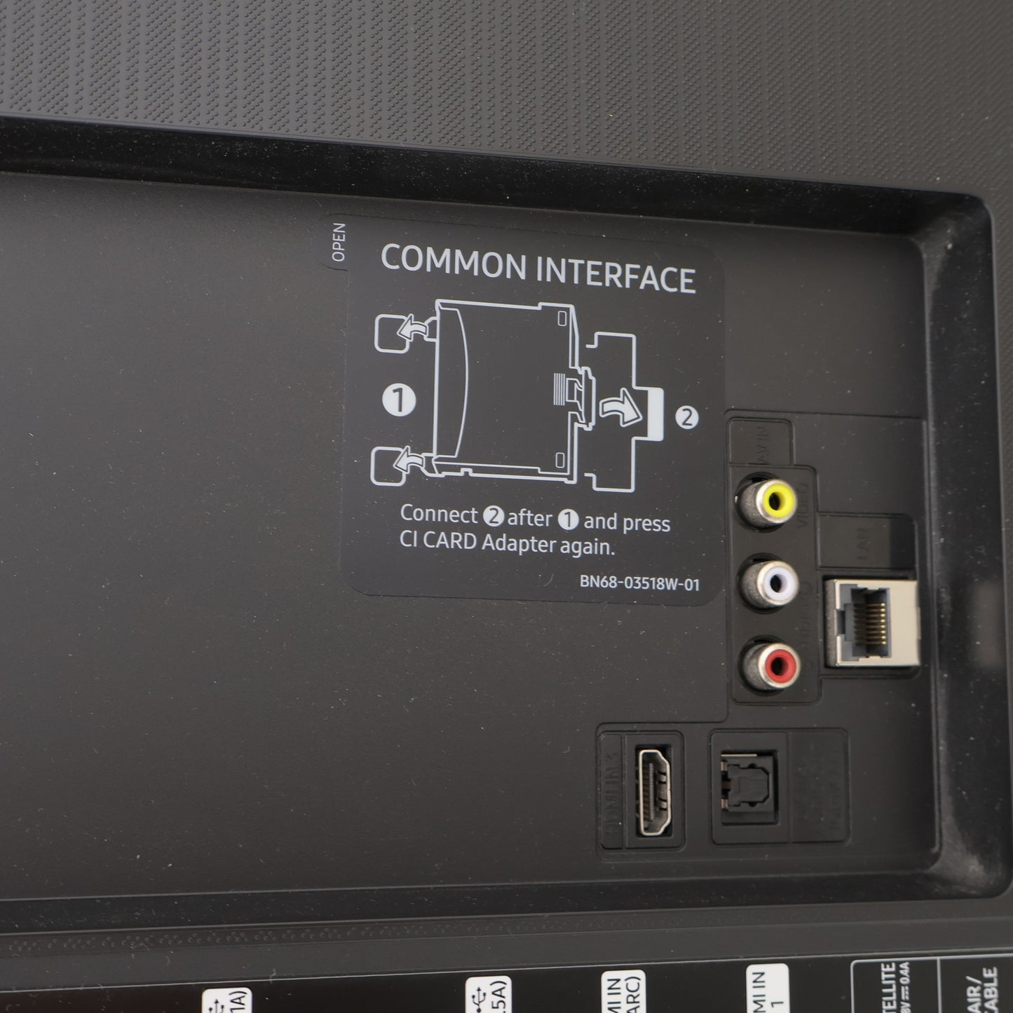 Samsung 55" Q60T QLED Smart 4K TV (2020) - Secundo