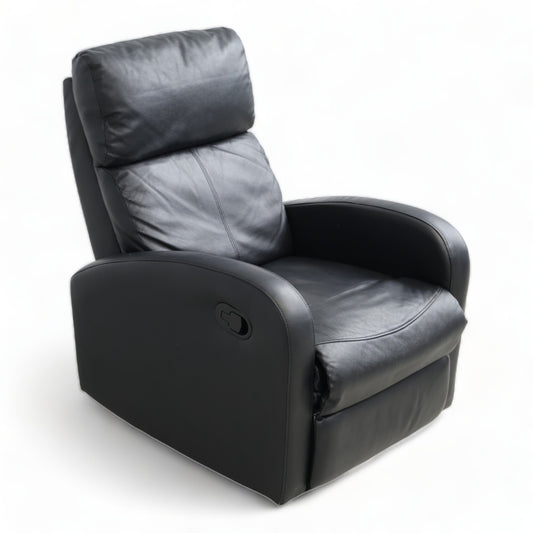 Nyrenset | Sort manuell recliner i skinn fra A-Møbler