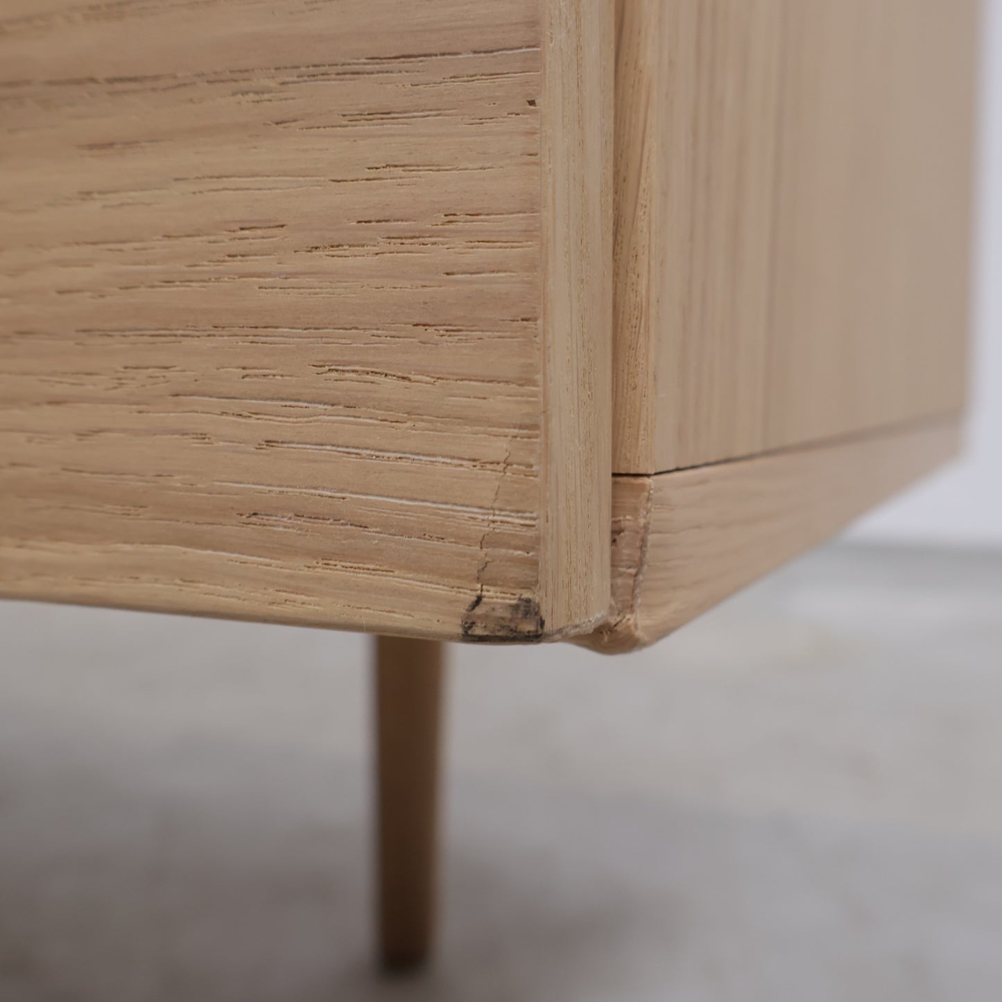 Kvalitetsikret | Joel TV-benk, lys eik