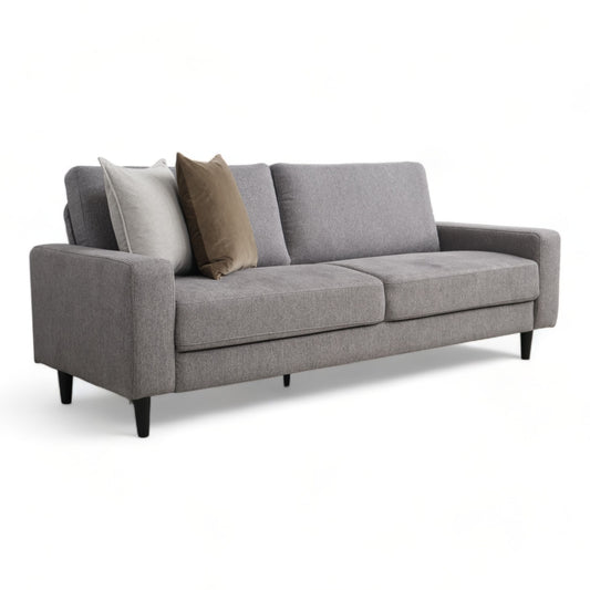 Nyrenset | Grå Etta 3-seter sofa fra A-Møbler