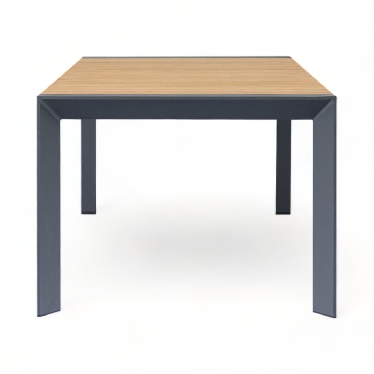 Helt nytt | North hagebord med uttrekk 200-320 i ubehandlet teak - grå aluminium ramme