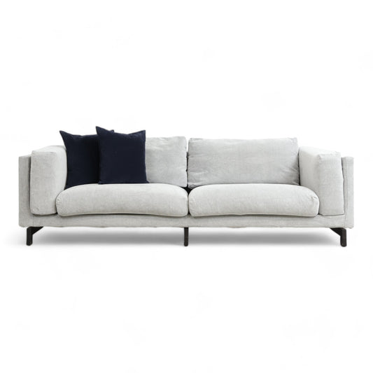 Nyrenset | Grå IKEA Nockeby 3-seter sofa