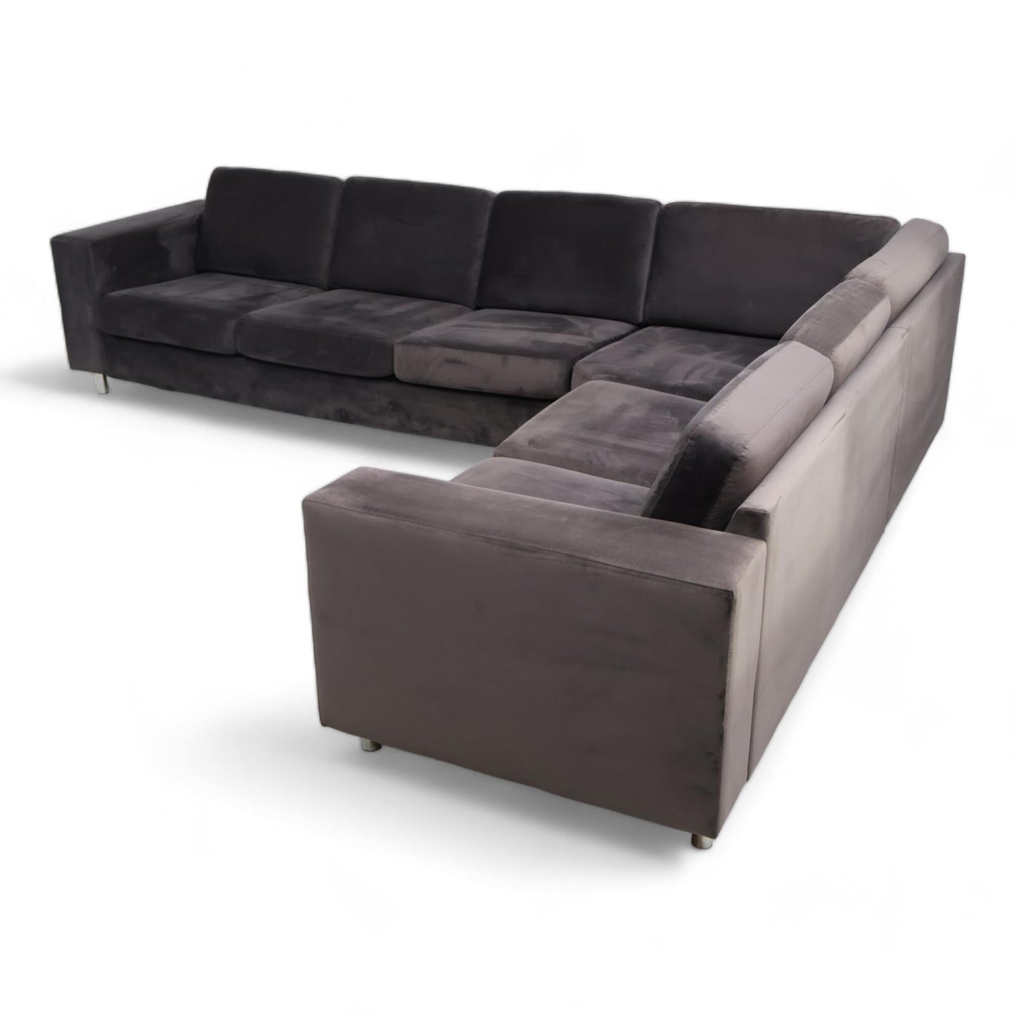 Nyrenset | Mørk grå Vision hjørnesofa i velur fra A-Møbler