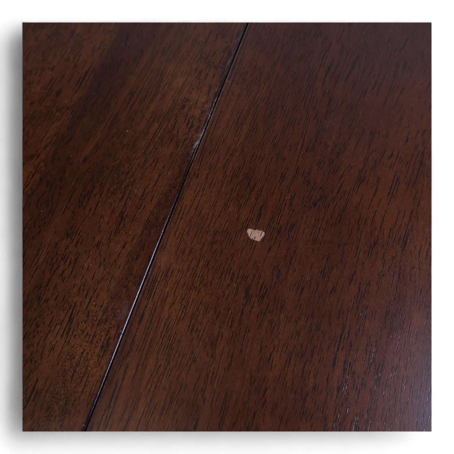 Nyrenset | Uttrekkbart spisebord i brun/hvit fra Jysk