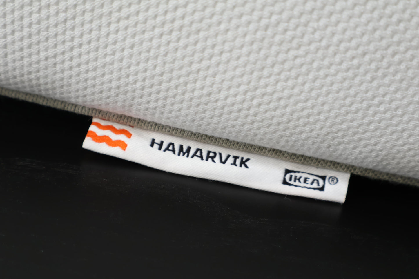 Nyrenset | Sort IKEA Malm seng med Hamarvik madrass, 160x200