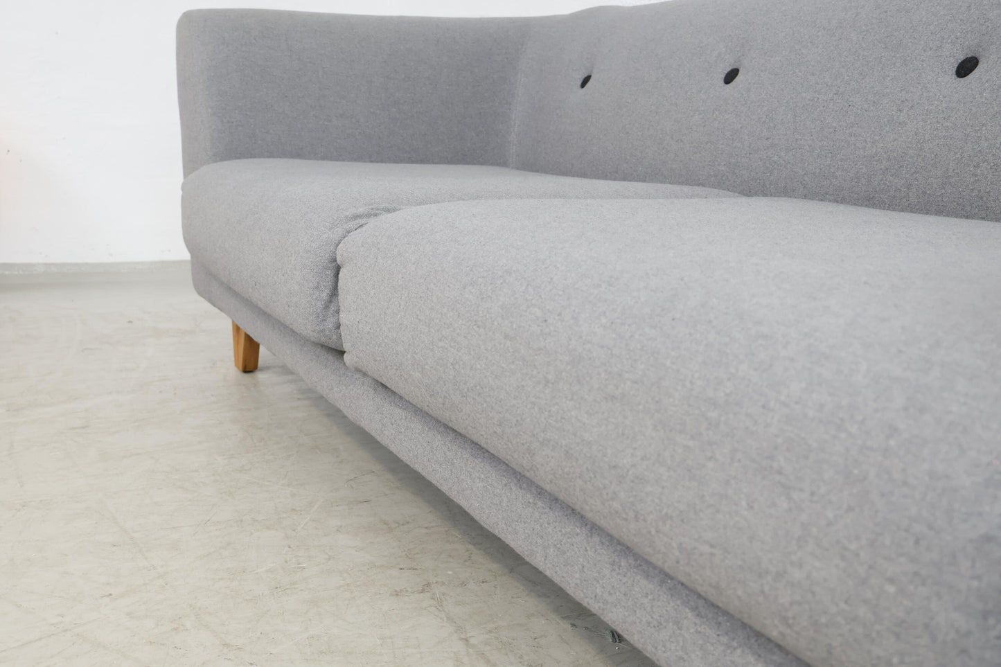 Nyrenset | Lys grå ull Eddie 3-seter sofa fra Sofacompany