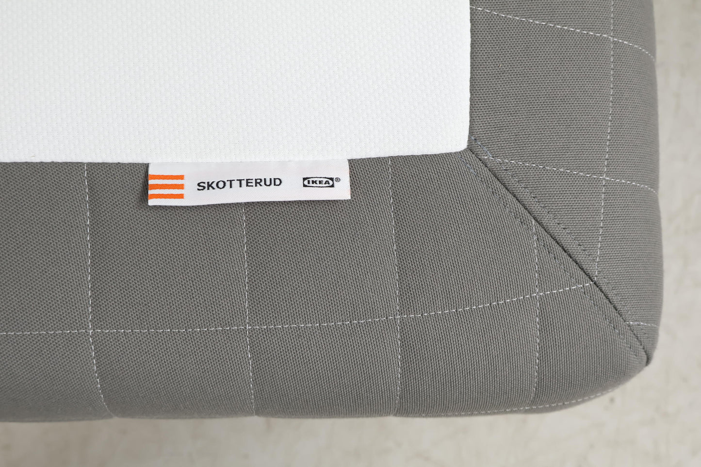 Nyrenset | IKEA Skotterud seng i mørk grå 140x200cm