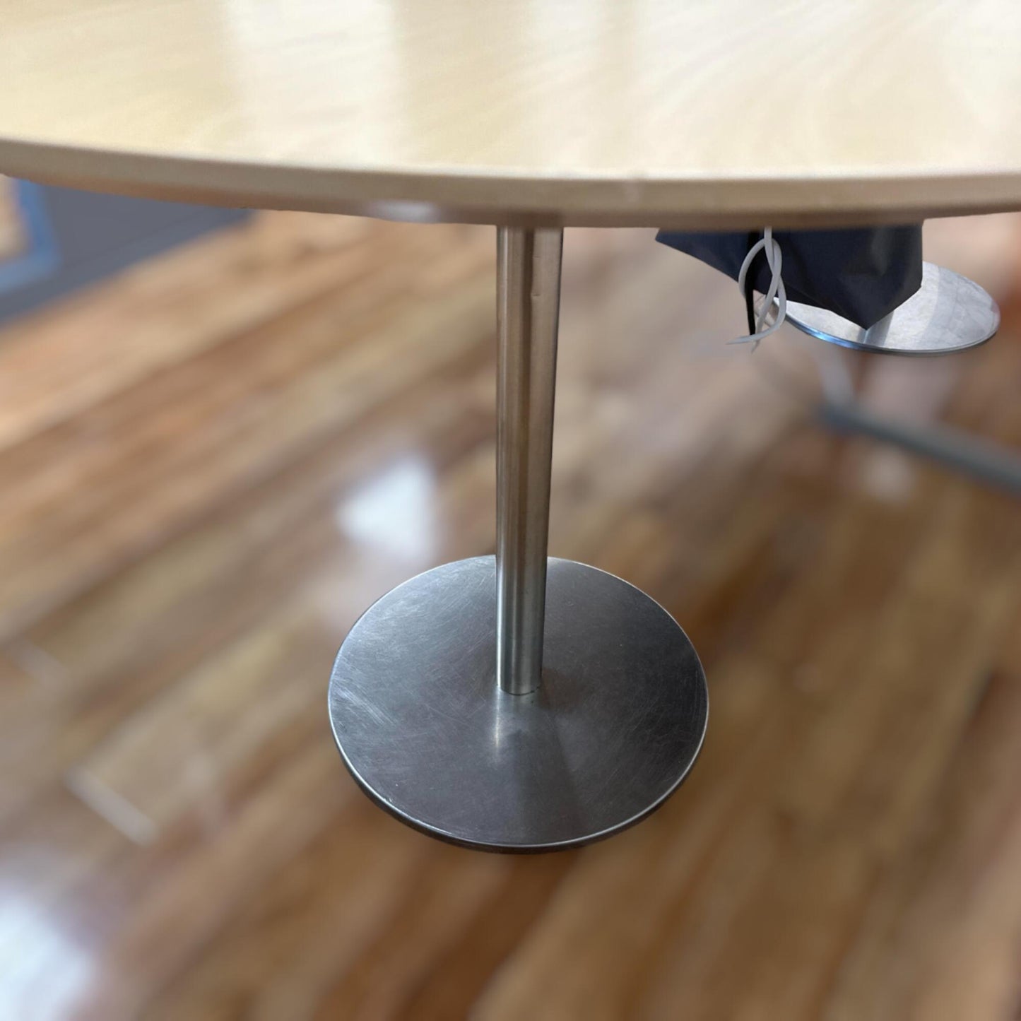 Nyrenset | Pedrali møtebord i lys trefarge