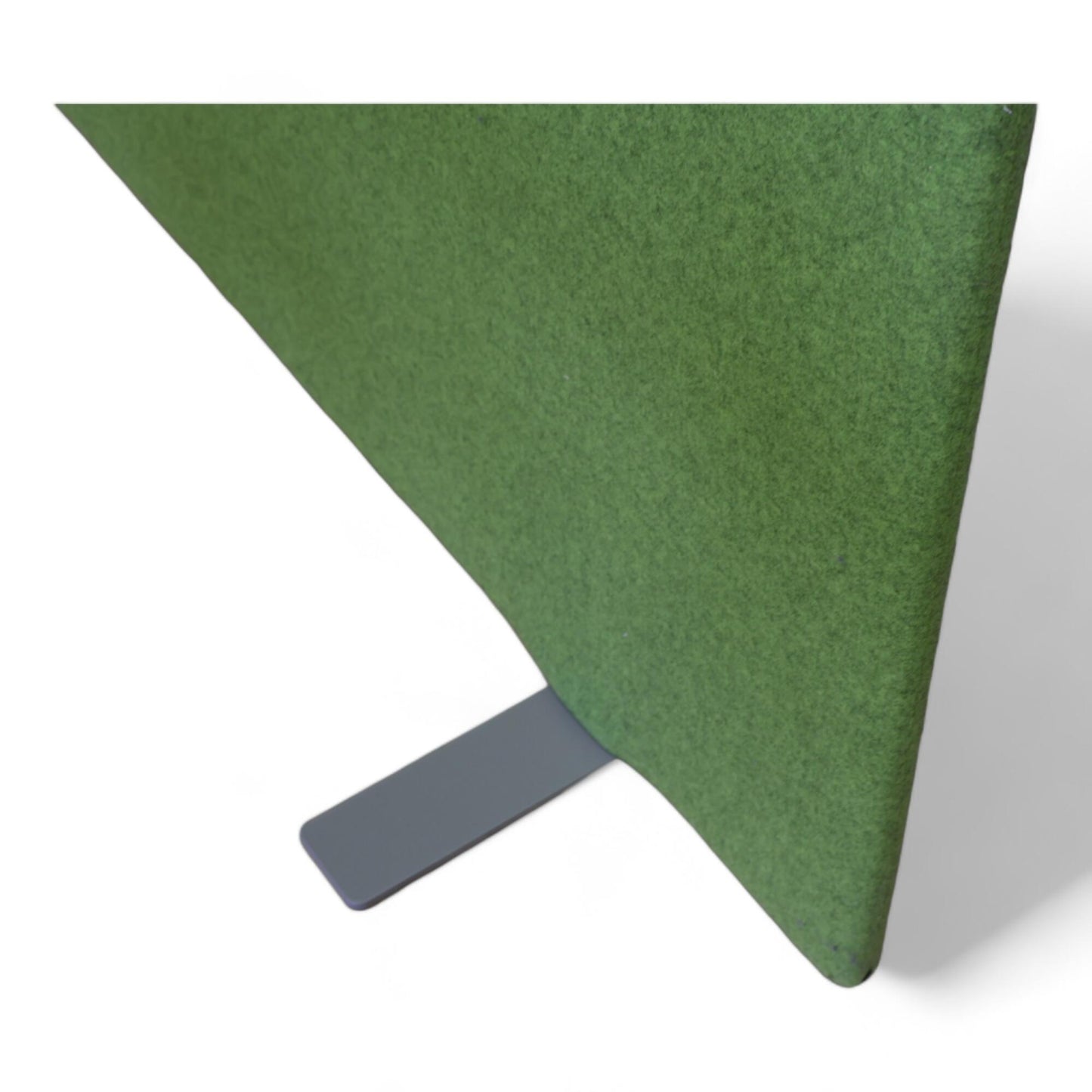 Nyrenset | Funksjonelle skillevegger i frisk grønn